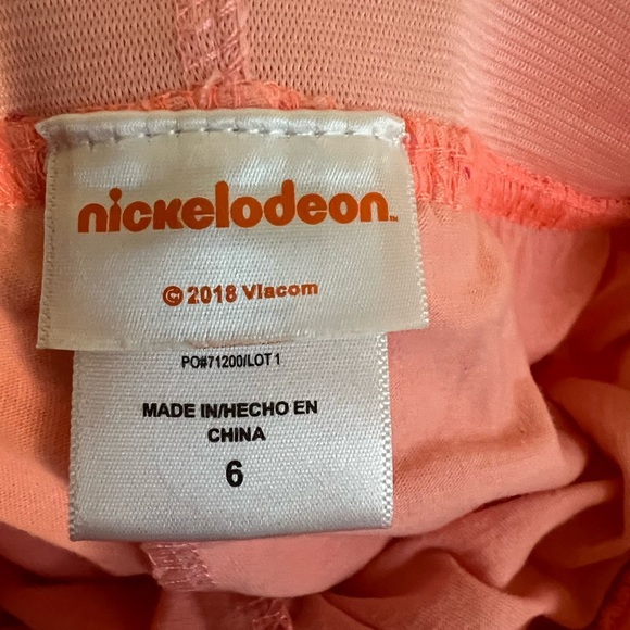 Jo Jo Siwa Nickalodian Bow Tutu sz 6, Elastic Waist, Bow covered - Picture 2 of 3